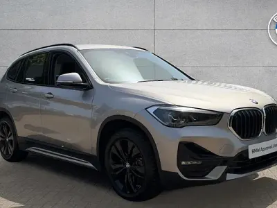 Begagnad BMW X1 Sport Line 178 HK (130 kW) 2022 Silver SUV