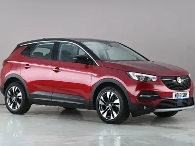 Used Vauxhall Grandland X Sport 131 HP (96 kW) 2019 Red SUV