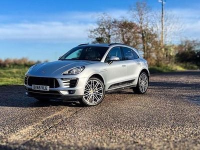 Silver Used 2015 Porsche Macan SUV | £26,948 (Fair price)