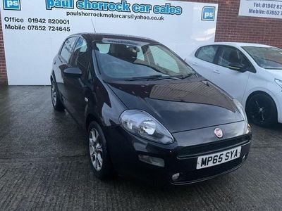 Black Used 2016 Fiat Punto Easy Plus Hatchback | £2,495 (Fair price)