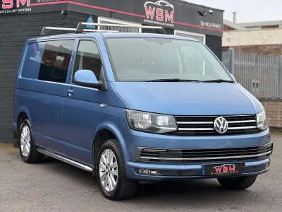 Begagnad VW Transporter Highline 150 HK (110 kW) 2016 Blå Van
