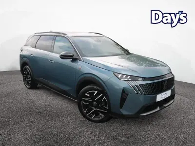 Używany Peugeot 5008 GTi 136 KM (100 kW) 2025 Niebieski SUV