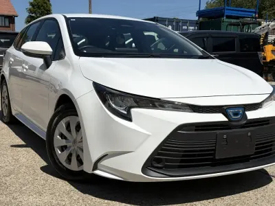 Used Toyota Corolla 2023 White Estate