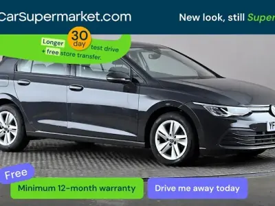Używany VW Golf VIII Life 131 KM (96 kW) 2023 Szary Hatchback