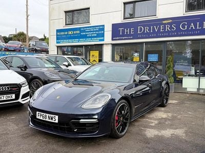 Used Porsche Panamera 460 HP (338 kW) 2019 Blue Hatchback