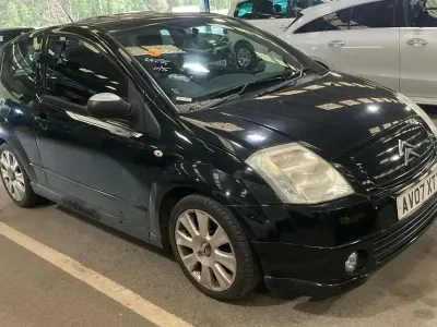 Używany Citroën C2 122 KM (89 kW) 2007 Czarny Hatchback