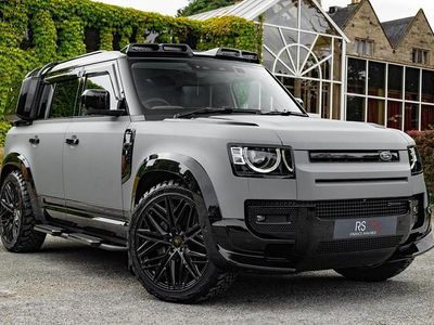 Usado Land Rover Defender SE Dynamic 2024 Preto SUV