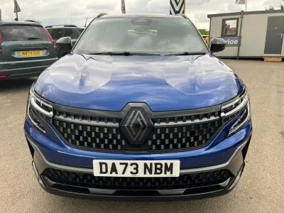 Begagnad Renault Austral Techno Esprit Alpine 2023 Blå SUV