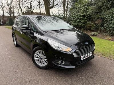 Used Ford S-MAX Zetec 150 HP (110 kW) 2017 Black MPV