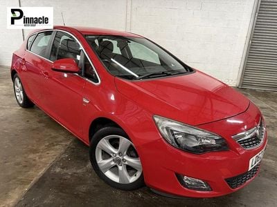 Red Used 2012 Vauxhall Astra SRi Hatchback | £2,295 (Fair price)