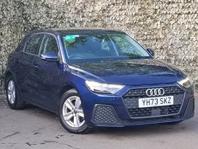 Used Audi A1 Design 95 HP (69 kW) 2023 Blue SUV