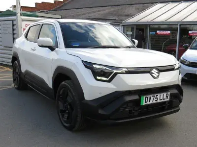 Second-hand Suzuki Vitara 134 kW (183 CP) 2025 Alb SUV