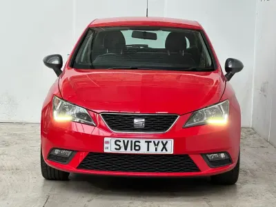 Used Seat Ibiza CONNECT 90 HP (66 kW) 2016 Red Hatchback