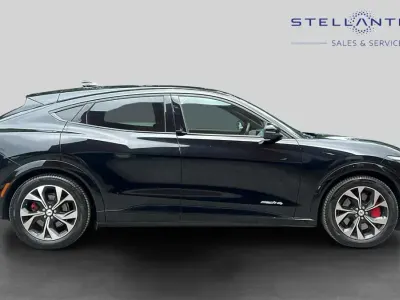 Used Ford Mustang Mach-E Standard Range 194 kW (265 HP) 2021 Black SUV