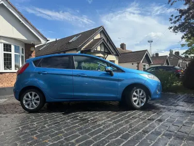 Used Ford Fiesta Zetec 2010 Blue Hatchback