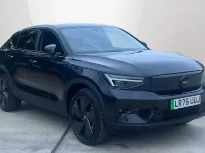 Usado Volvo EC40 Performance 325 kW (442 HP) 2025 Preto SUV