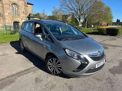 Second-hand Vauxhall Zafira 170 CP (125 kW) 2015 Argintiu Monovolum