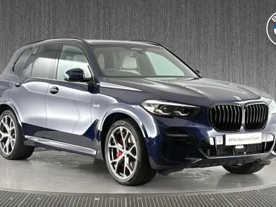 Używany BMW X5 M Sport 389 KM (286 kW) 2022 Niebieski SUV