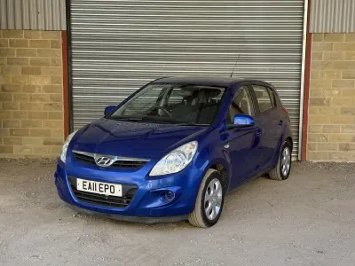 Used Hyundai i20 Comfort 2011 Blue Hatchback