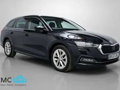 Used Skoda Octavia SE L 204 HP (150 kW) 2022 Black Estate