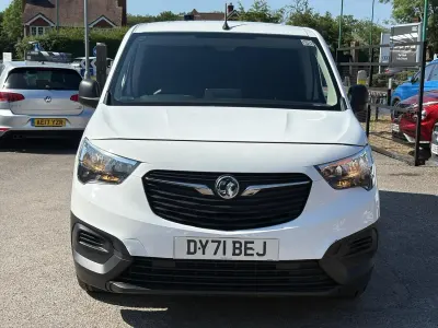Used Vauxhall Combo 2022 White MPV