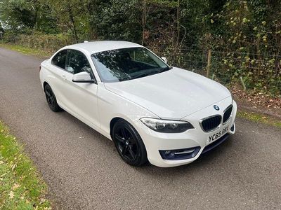 White Used 2015 BMW 218 Sport Line Coupe | £3,995 (Expensive)