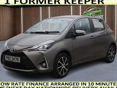 Begagnad Toyota Yaris 111 HK (81 kW) 2019 Brun Halvkombi
