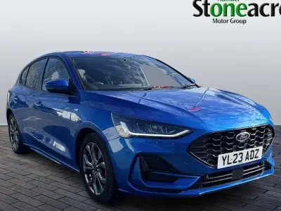Used Ford Focus ST-Line 125 HP (91 kW) 2023 Blue Hatchback