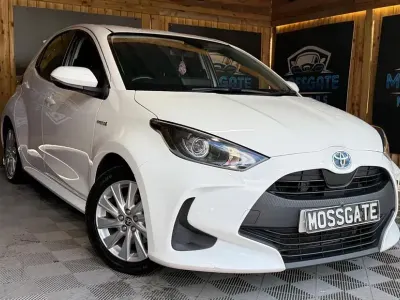 Używany Toyota Yaris Hybrid 2021