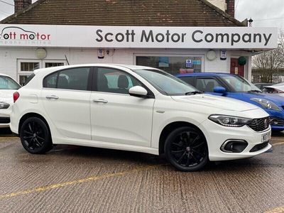 used Fiat Tipo 1.4 LOUNGE 5d 94 BHP Call us for a finance quote!