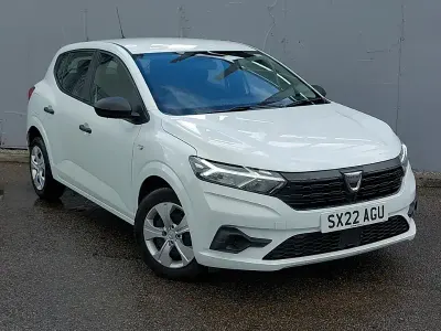 Used Dacia Sandero Essentiel 67 HP (49 kW) 2022 White Hatchback