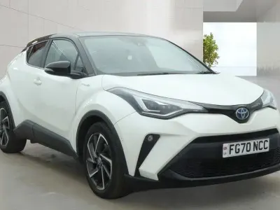 Used Toyota C-HR 184 HP (135 kW) 2020 White SUV