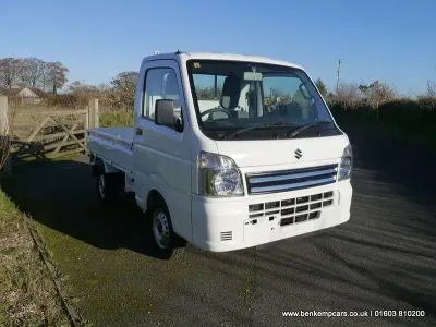 Used Suzuki Carry 2023 White Pickup