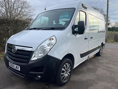 Used Vauxhall Movano 130 HP (95 kW) 2018 White MPV