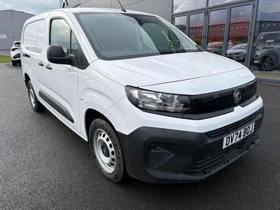 White Used 2024 Vauxhall Combo S MPV | £15,999 (A bit pricey)