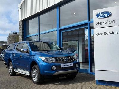 Used Mitsubishi L200 2016 Blue Pickup