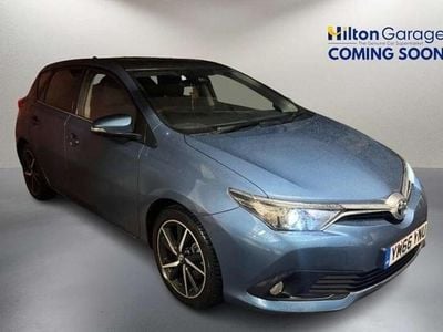 Used Toyota Auris Hybrid Design 136 HP (100 kW) 2017