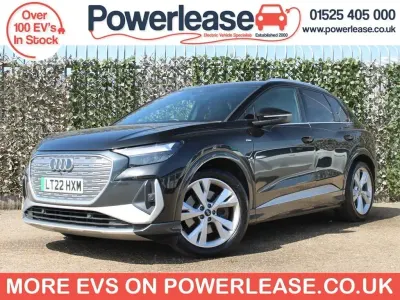Second-hand Audi Q4 e-tron S-Line 150 kW (204 CP) 2022 Negru SUV