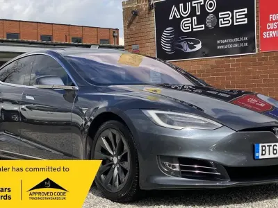 Usado Tesla Model S 350 kW (476 CV) 2017 Plateado Utilitario