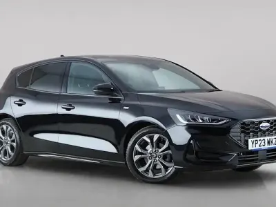 Used Ford Focus ST-Line 125 HP (91 kW) 2023 Black Hatchback
