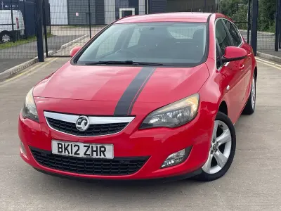 Used Vauxhall Astra SRi 2012 Red Hatchback