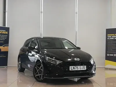 Used Hyundai i20 Premium 100 HP (73 kW) 2025 Black Hatchback