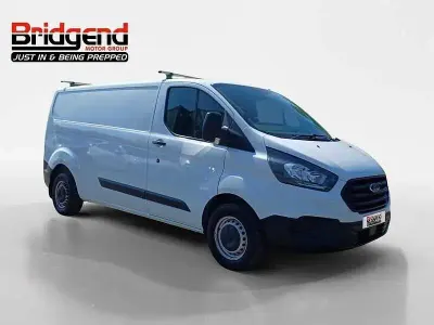 Used Ford Transit Custom 105 HP (77 kW) 2018 White Van