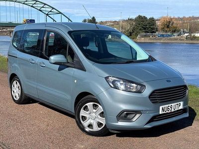 Used Ford Tourneo Courier Zetec 100 HP (73 kW) 2019 Blue MPV