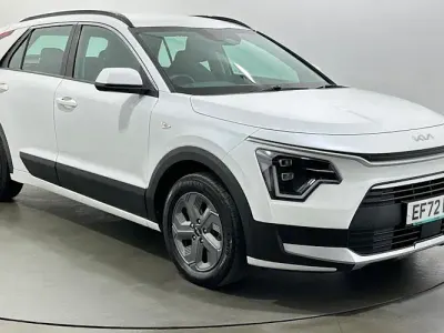 Used Kia Niro 141 HP (103 kW) 2023 White SUV