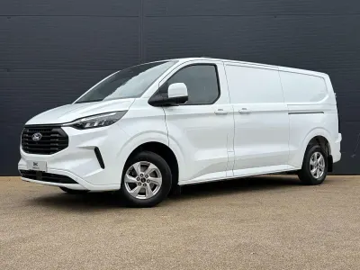 Used Ford Transit Custom Limited 136 HP (100 kW) 2024 White Van