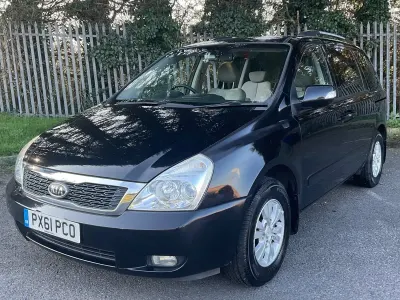 Used Kia Sedona 2011 Black MPV