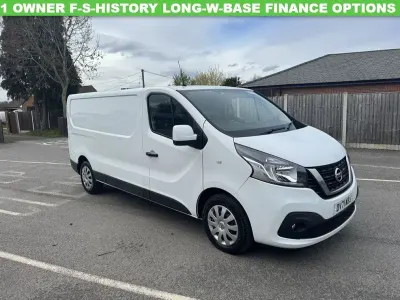 Used Nissan NV300 Acenta 120 HP (88 kW) 2021 White Van