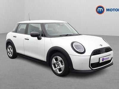 Used Mini Cooper Classic 156 HP (114 kW) 2025 White Hatchback