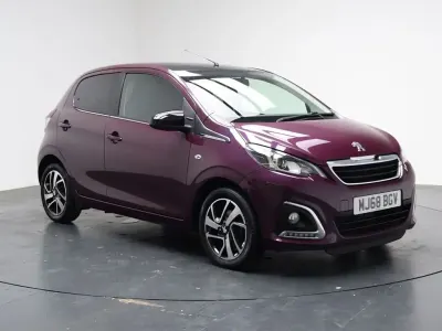 Używany Peugeot 108 Allure 72 KM (52 kW) 2018 Purpurowy Hatchback